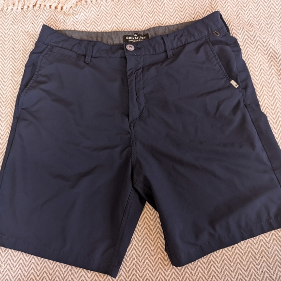 Quiksilver Men's Navy Flat Front Shorts - Picture 1 of 8